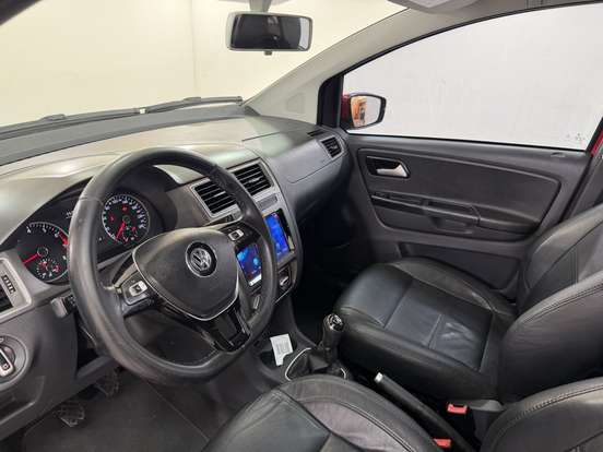 VOLKSWAGEN-FOX-1.6 MSI COMFORTLINE 8V FLEX 4P MANUAL VOLKSWAGEN-FOX-2017