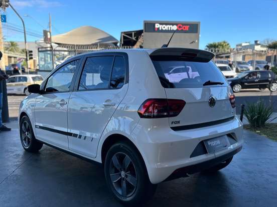 VOLKSWAGEN-FOX-1.6 MSI RUN 8V FLEX 4P MANUAL VOLKSWAGEN-FOX-2016