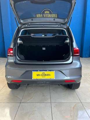 VOLKSWAGEN-FOX-2018