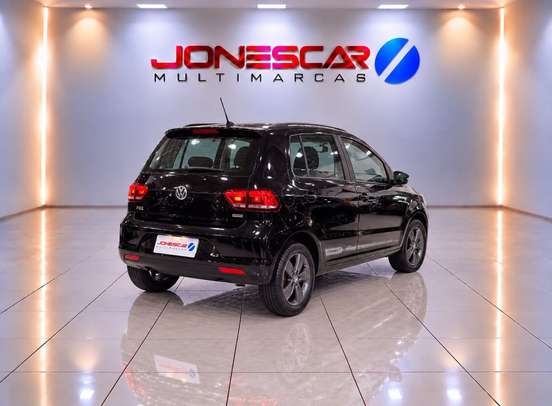 VOLKSWAGEN-FOX-2021