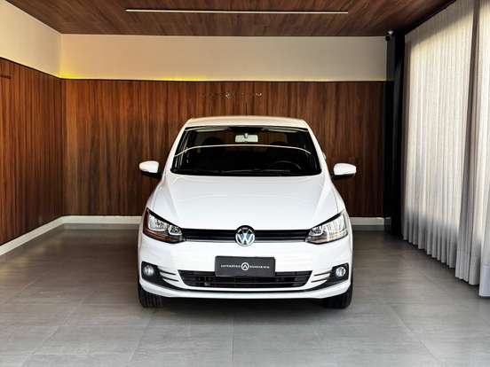 VOLKSWAGEN-FOX-2020