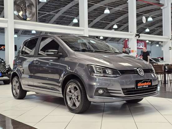 VOLKSWAGEN-FOX-2021