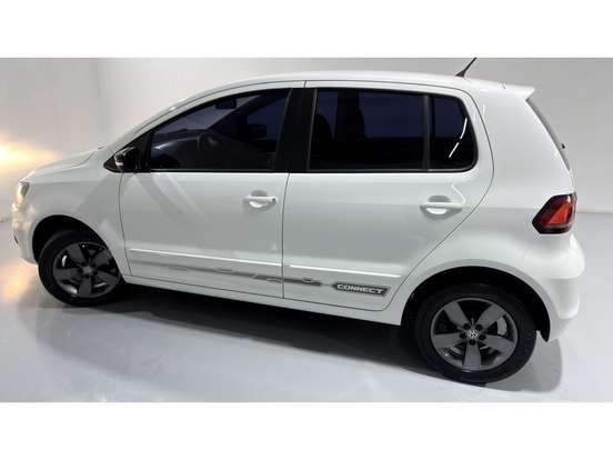 VOLKSWAGEN-FOX-2020