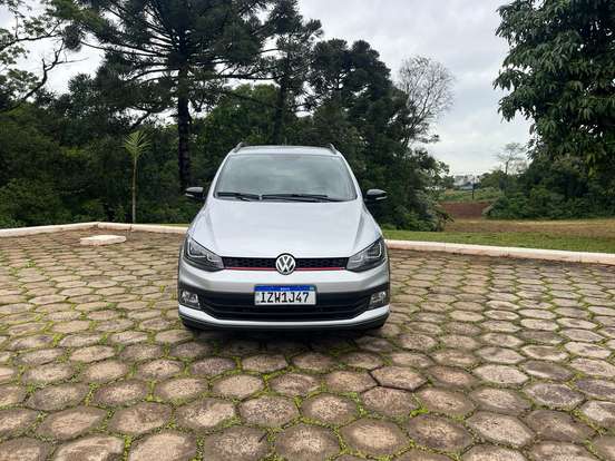 VOLKSWAGEN-FOX-1.6 MSI TOTAL FLEX XTREME 4P MANUAL VOLKSWAGEN-FOX-2017