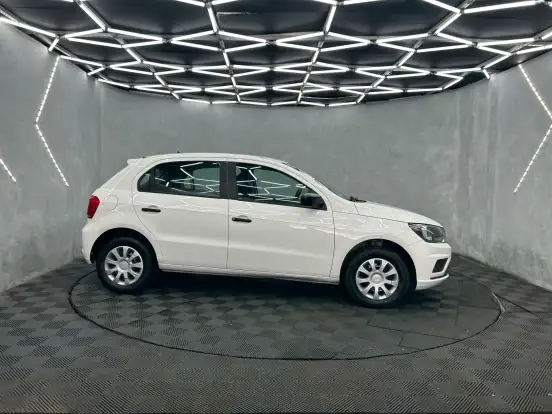 VOLKSWAGEN-GOL-2021
