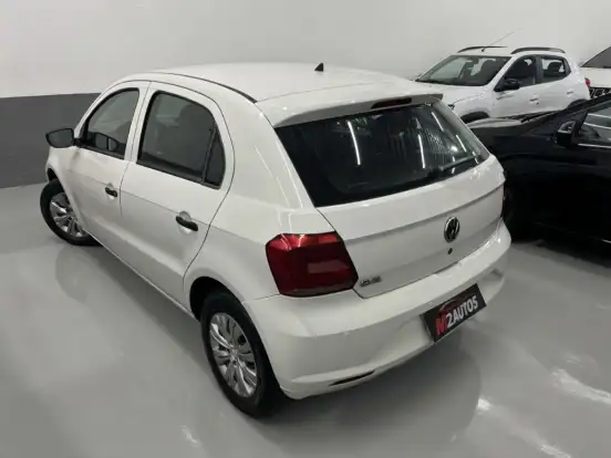 VOLKSWAGEN-GOL-1.0 12V MPI TOTALFLEX TRENDLINE 4P MANUAL VOLKSWAGEN-GOL-2017