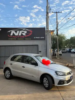 VOLKSWAGEN-GOL-2017