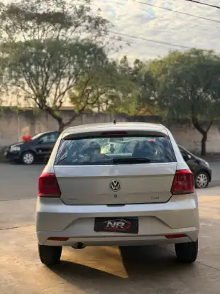 VOLKSWAGEN-GOL-2017