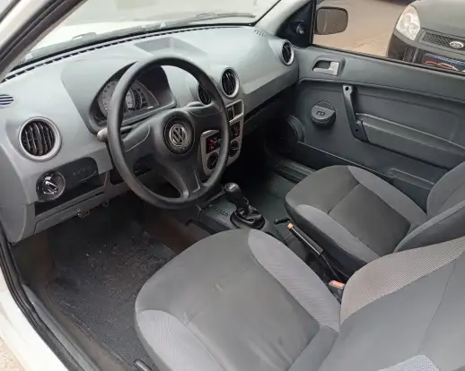VOLKSWAGEN-GOL-2008