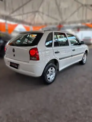 VOLKSWAGEN-GOL-1.0 MI 8V FLEX 4P MANUAL G.IV VOLKSWAGEN-GOL-2013