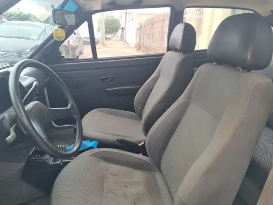 VOLKSWAGEN-GOL-1994