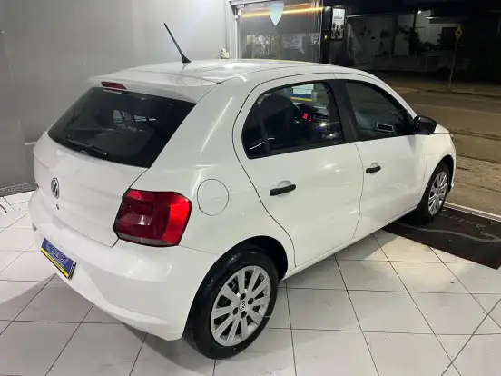 VOLKSWAGEN-GOL-2019
