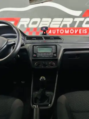 VOLKSWAGEN-GOL-2021