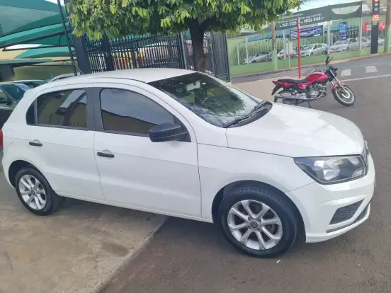 VOLKSWAGEN-GOL-2021