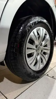 VOLKSWAGEN-GOL-2017