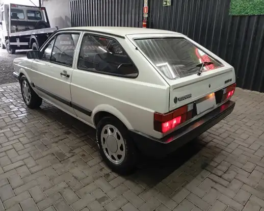 VOLKSWAGEN-GOL-1989