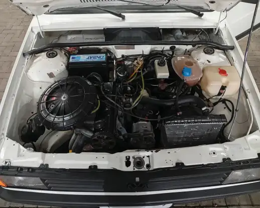 VOLKSWAGEN-GOL-1989