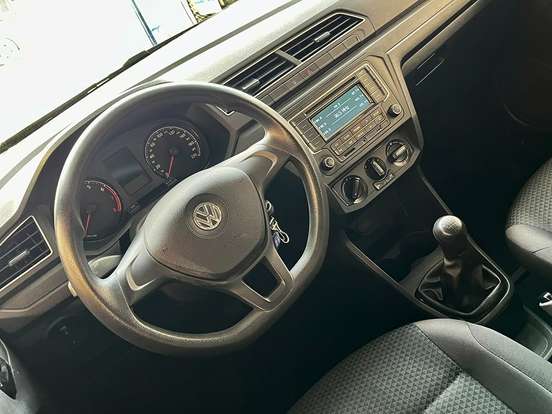 VOLKSWAGEN-GOL-2022