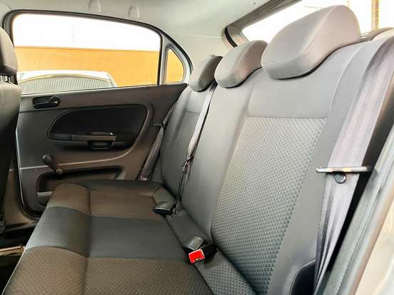 VOLKSWAGEN-GOL-2022