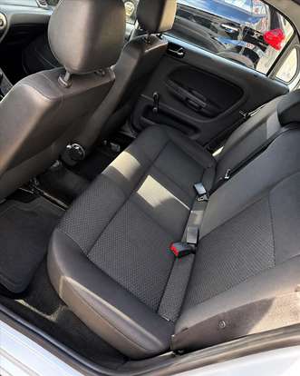 VOLKSWAGEN-GOL-2021