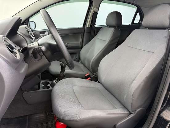 VOLKSWAGEN-GOL-2009