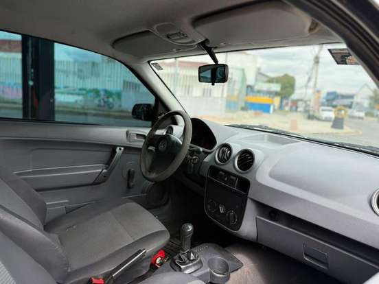 VOLKSWAGEN-GOL-1.0 MI 8V FLEX 2P MANUAL G.V VOLKSWAGEN-GOL-2013