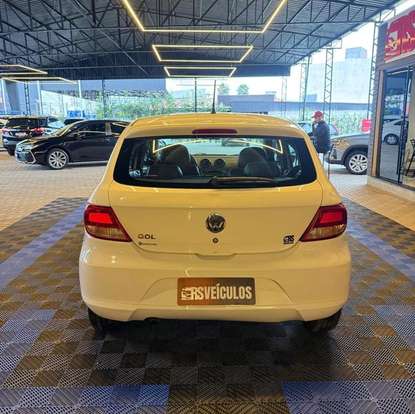 VOLKSWAGEN-GOL-2009