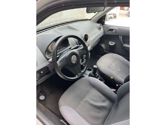 VOLKSWAGEN-GOL-2008