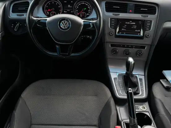 VOLKSWAGEN-GOLF-1.4 TSI COMFORTLINE 16V GASOLINA 4P AUTOMÁTICO VOLKSWAGEN-GOLF-2015