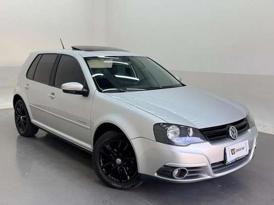 VOLKSWAGEN-GOLF-2013