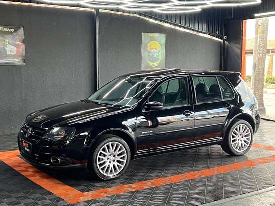 VOLKSWAGEN-GOLF-2013