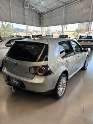 VOLKSWAGEN-GOLF-2013