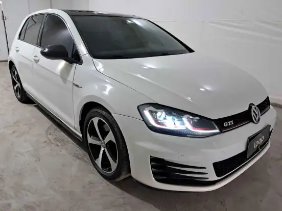 VOLKSWAGEN-GOLF-2.0 TSI GTI 16V TURBO GASOLINA 4P AUTOMÁTICO VOLKSWAGEN-GOLF-2014