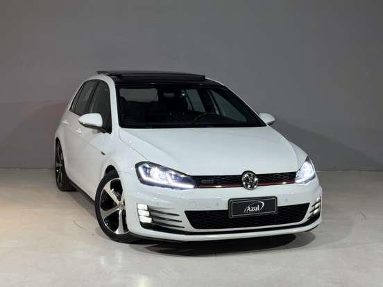 VOLKSWAGEN-GOLF-2017