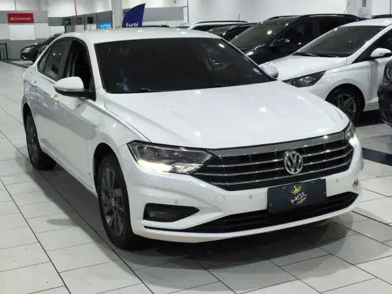 VOLKSWAGEN-JETTA-2018