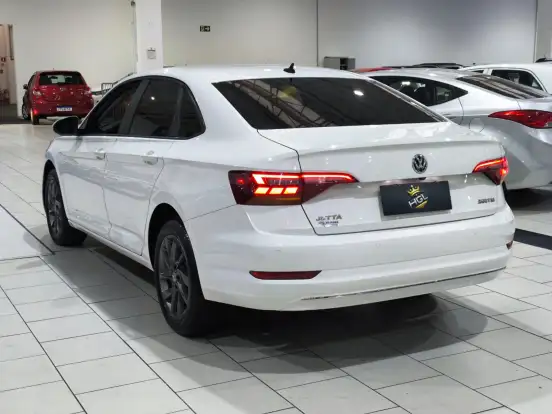 VOLKSWAGEN-JETTA-2018