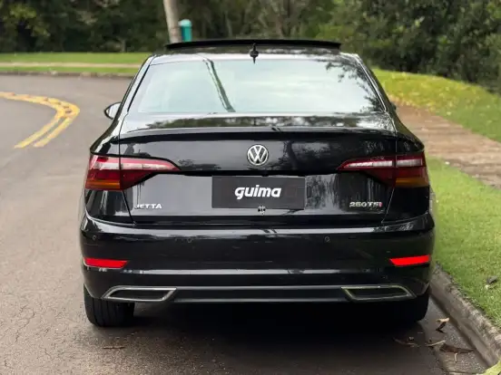 VOLKSWAGEN-JETTA-2018