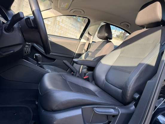 VOLKSWAGEN-JETTA-2016