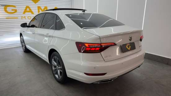VOLKSWAGEN-JETTA-1.4 250 TSI TOTAL FLEX R-LINE TIPTRONIC VOLKSWAGEN-JETTA-2020