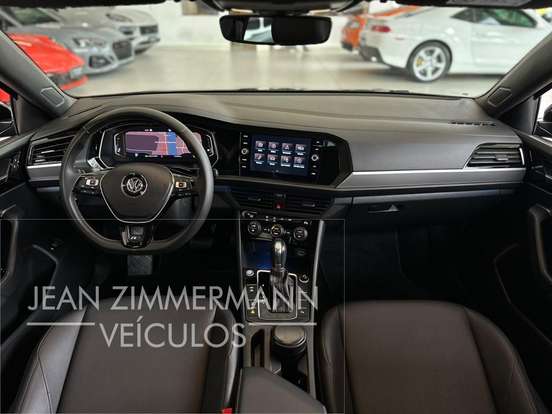 VOLKSWAGEN-JETTA-2019