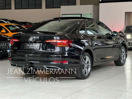 VOLKSWAGEN-JETTA-2019