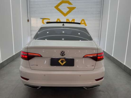 VOLKSWAGEN-JETTA-1.4 250 TSI TOTAL FLEX R-LINE TIPTRONIC VOLKSWAGEN-JETTA-2020
