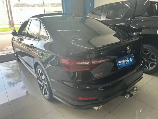 VOLKSWAGEN-JETTA-2020