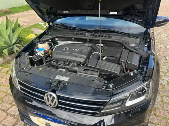 VOLKSWAGEN-JETTA-2015