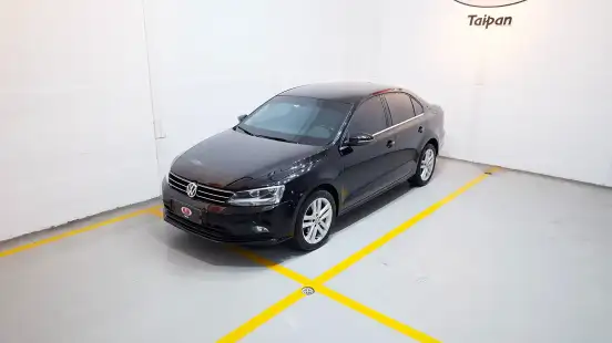 VOLKSWAGEN-JETTA-2015