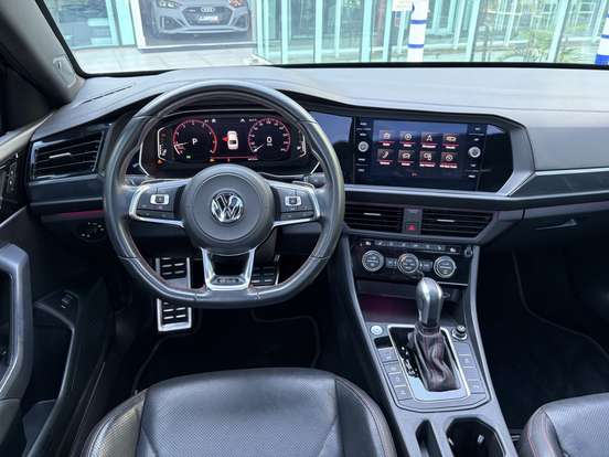 VOLKSWAGEN-JETTA-2.0 350 TSI GASOLINA GLI DSG VOLKSWAGEN-JETTA-2020