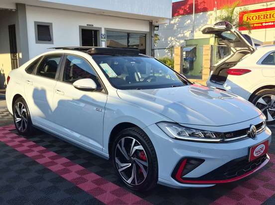 VOLKSWAGEN-JETTA-2025