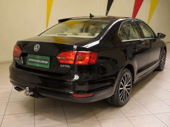 VOLKSWAGEN-JETTA-2.0 TSI HIGHLINE 200CV GASOLINA 4P TIPTRONIC VOLKSWAGEN-JETTA-2011