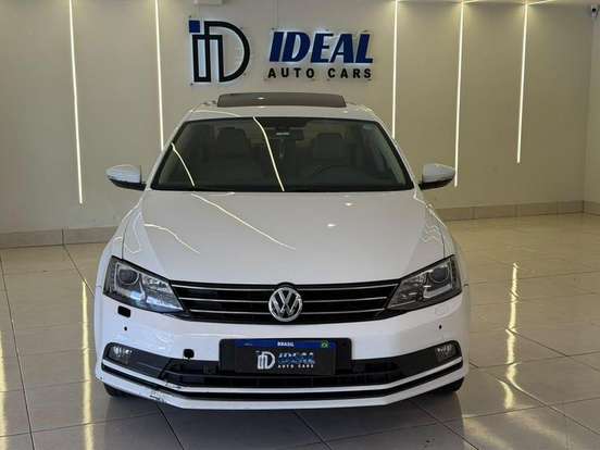 VOLKSWAGEN-JETTA-2015