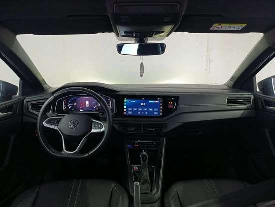 VOLKSWAGEN-NIVUS-1.0 200 TSI TOTAL FLEX HIGHLINE AUTOMÁTICO VOLKSWAGEN-NIVUS-2025